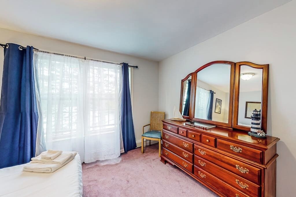 Photo of Bedroom in Waldoboro