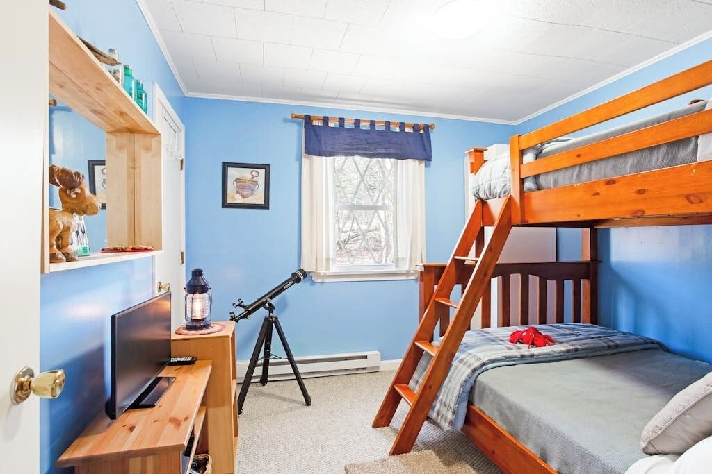 Photo of Bedroom in Seal Cove