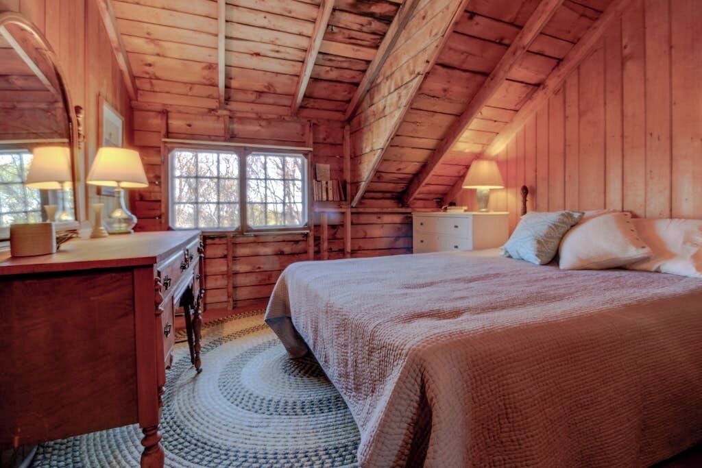 Photo of Bedroom in Boothbay Harbor