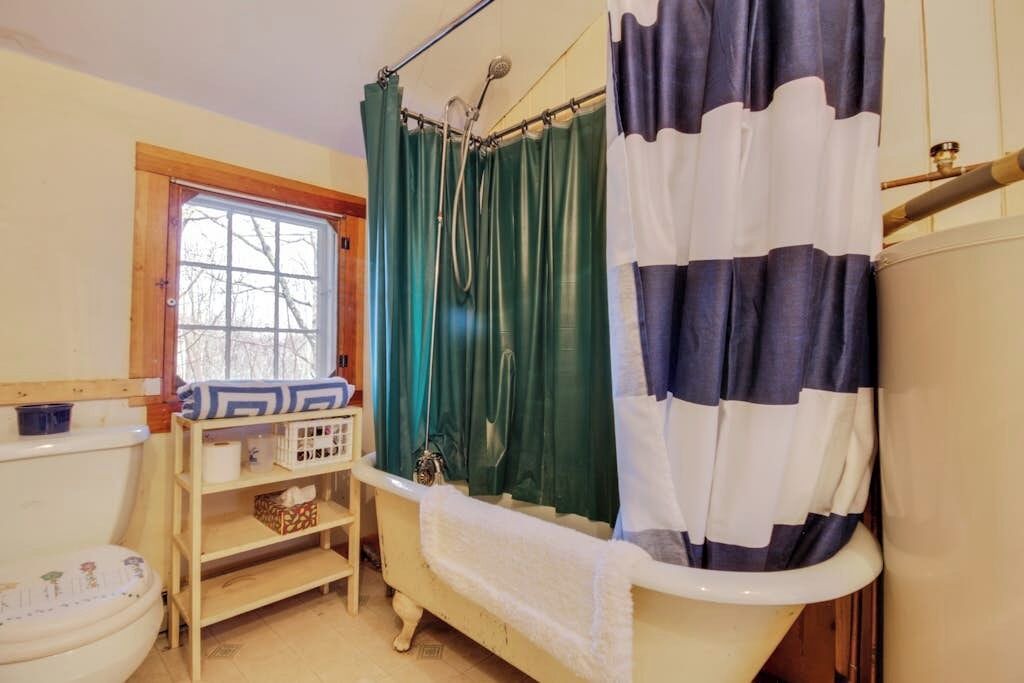 Photo of Bathroom in Boothbay Harbor