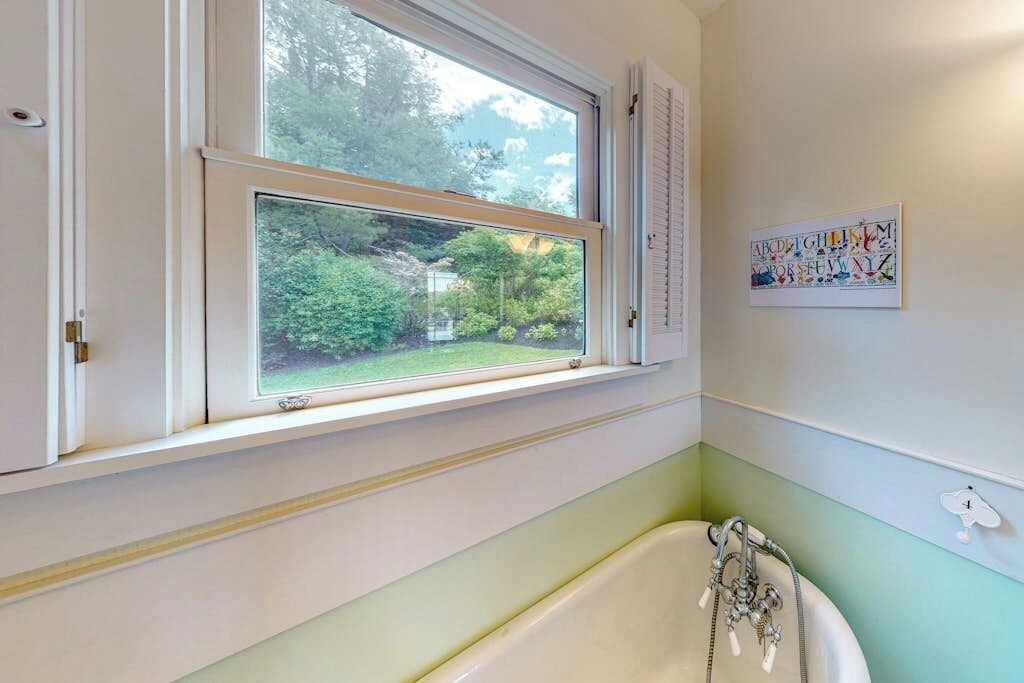 Photo of Bathroom in Tenants Harbor