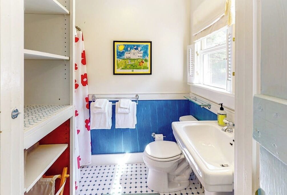 Photo of Bathroom in Tenants Harbor