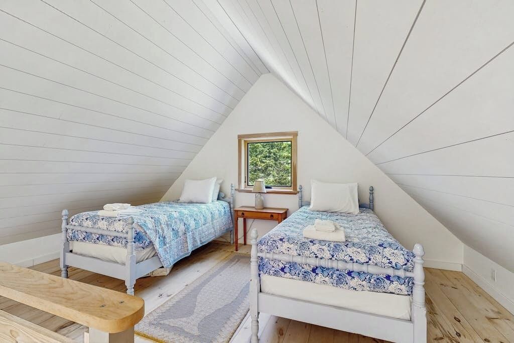 Photo of Bedroom in East Boothbay