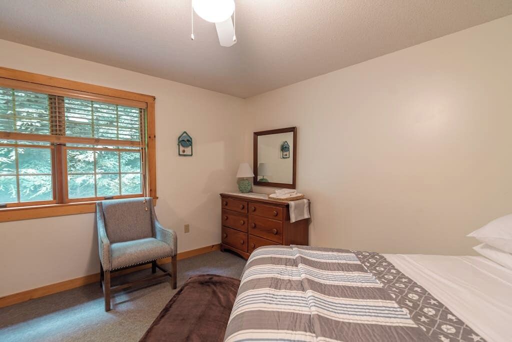 Photo of Bedroom in Lakewood
