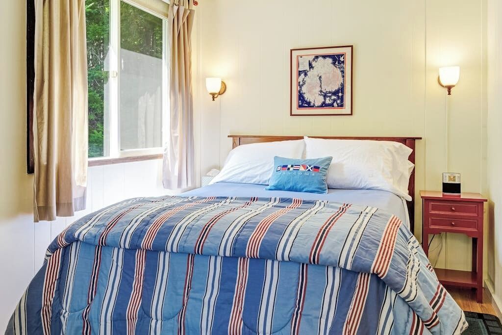Photo of Bedroom in Mount Desert