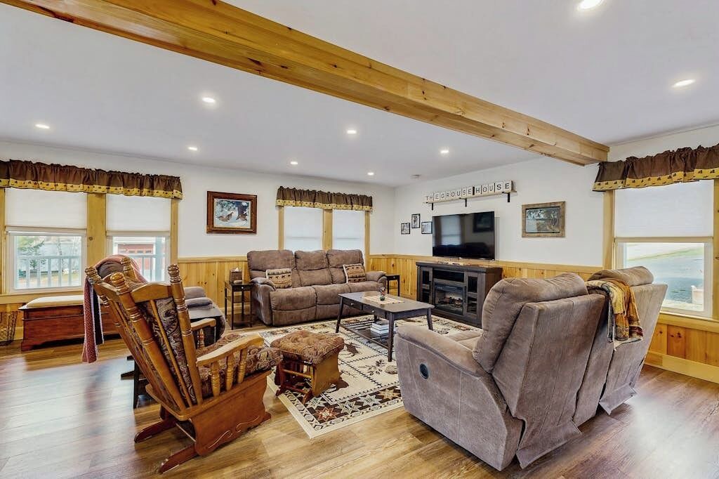Photo of Livingroom in Greenville Junction