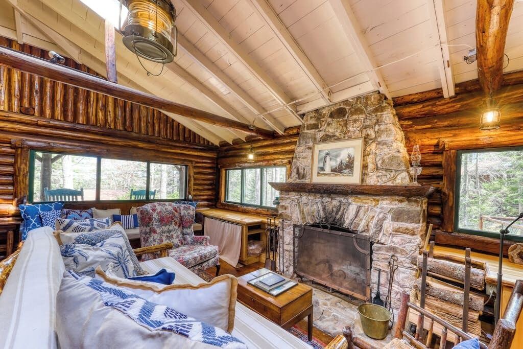 Photo of Livingroom in Boothbay Harbor
