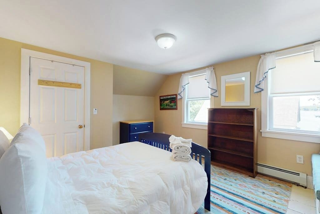 Photo of Bedroom in Bath