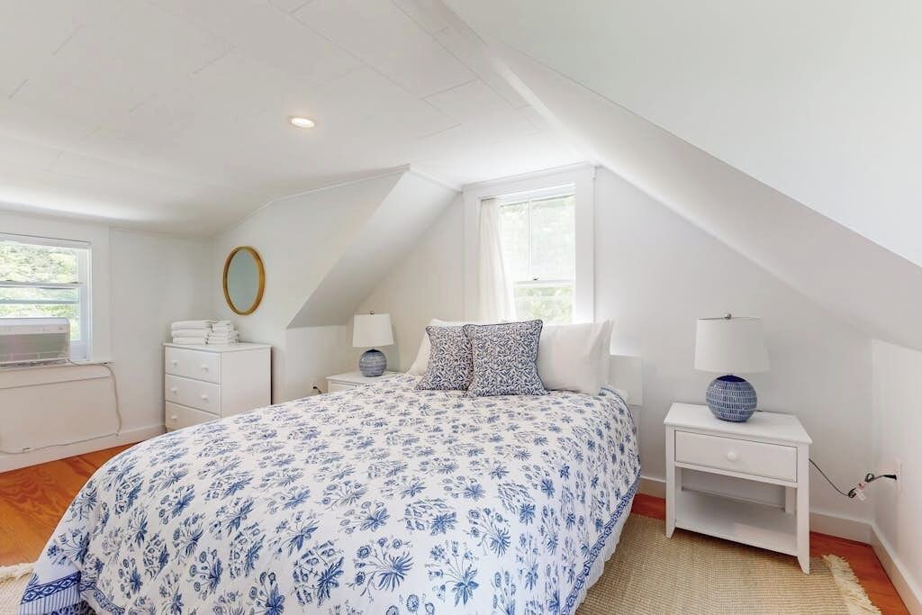 Photo of Bedroom in Trevett