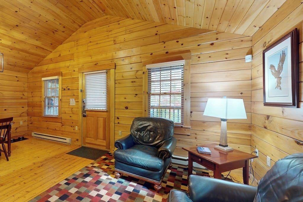 Photo of Livingroom in Northport