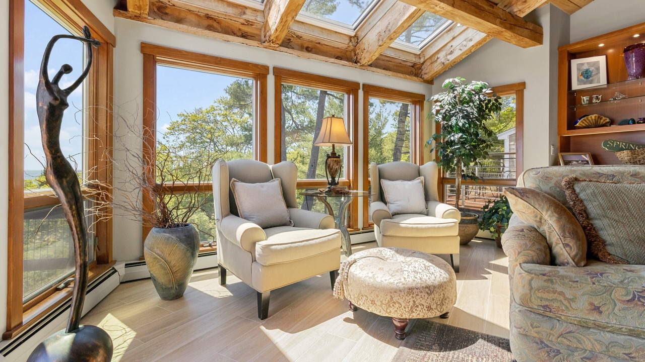 Photo of Livingroom in Rockport