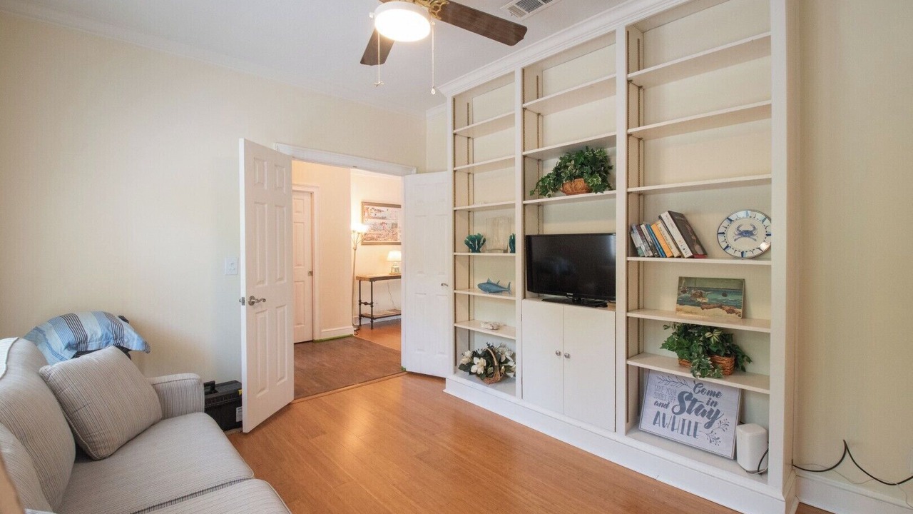 Photo of Livingroom in St. Marys