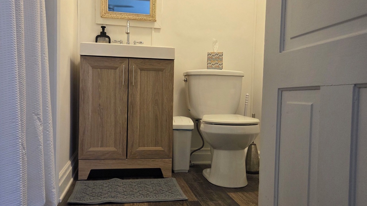 Photo of Bathroom in Conneaut Lakeshore
