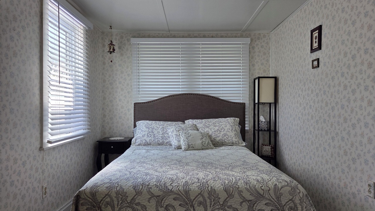 Photo of Bedroom in Conneaut Lakeshore