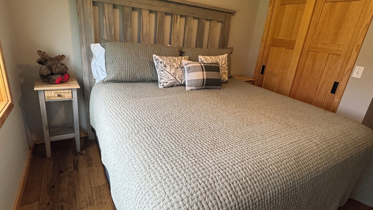 Photo of Bedroom in Farmersville Station
