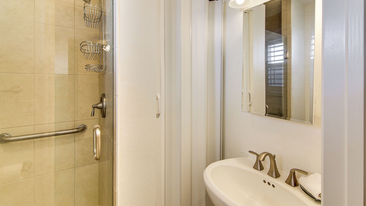 Photo of Bathroom in Naples Park