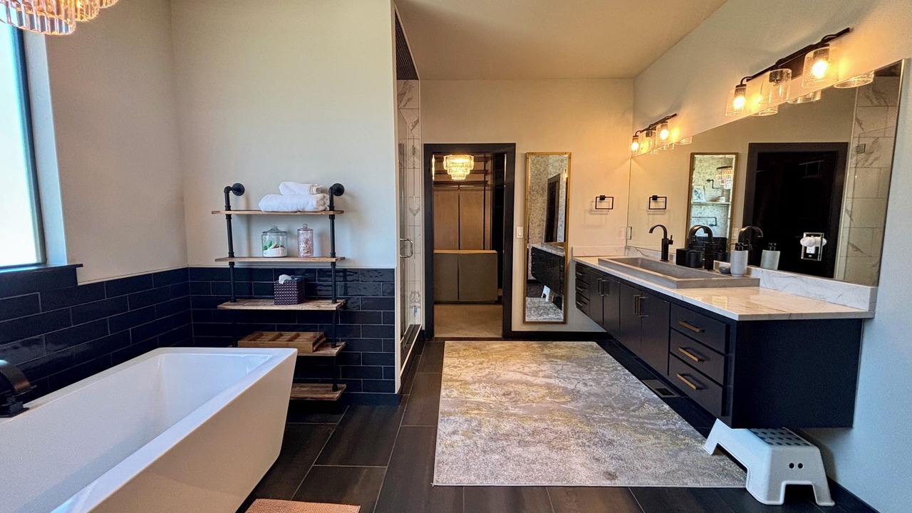 Photo of Bathroom in Broken Arrow