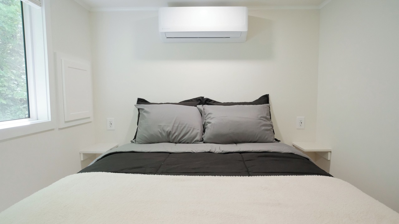 Photo of Bedroom in Woodfin