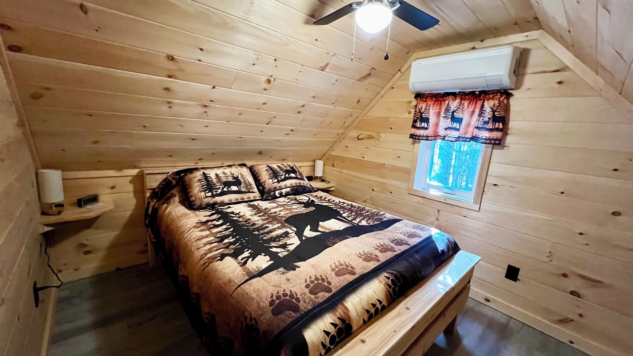 Photo of Bedroom in Sangerville