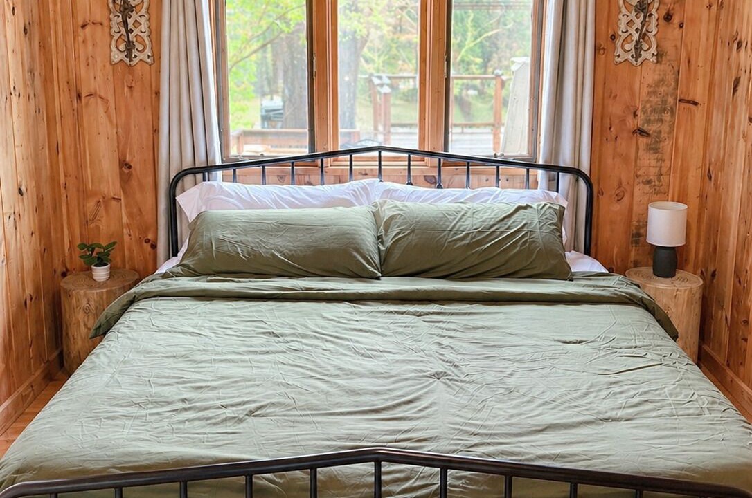Photo of Bedroom in Rushford Lake