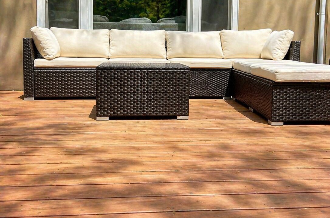 Photo of Patio Balcony in Rushford Lake