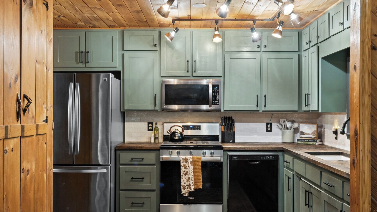 Photo of Kitchen in Raccoon Ridge
