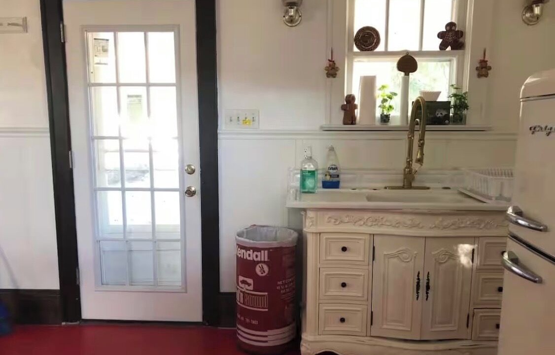 Photo of Bathroom in Derrick City