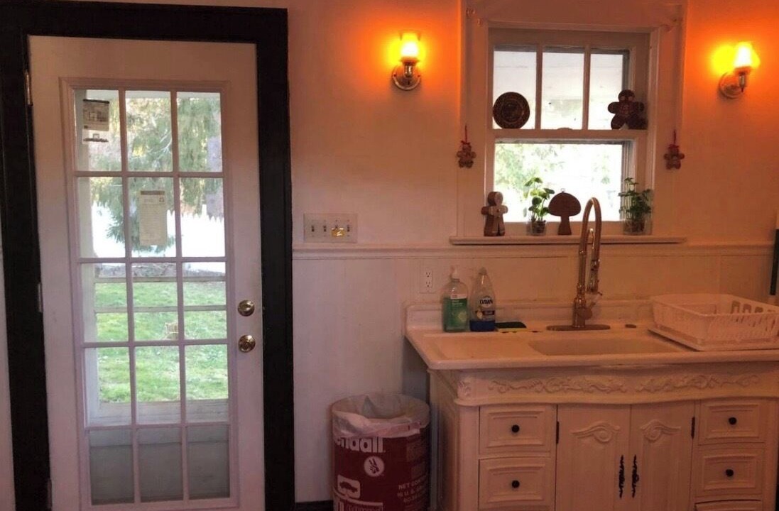 Photo of Bathroom in Derrick City