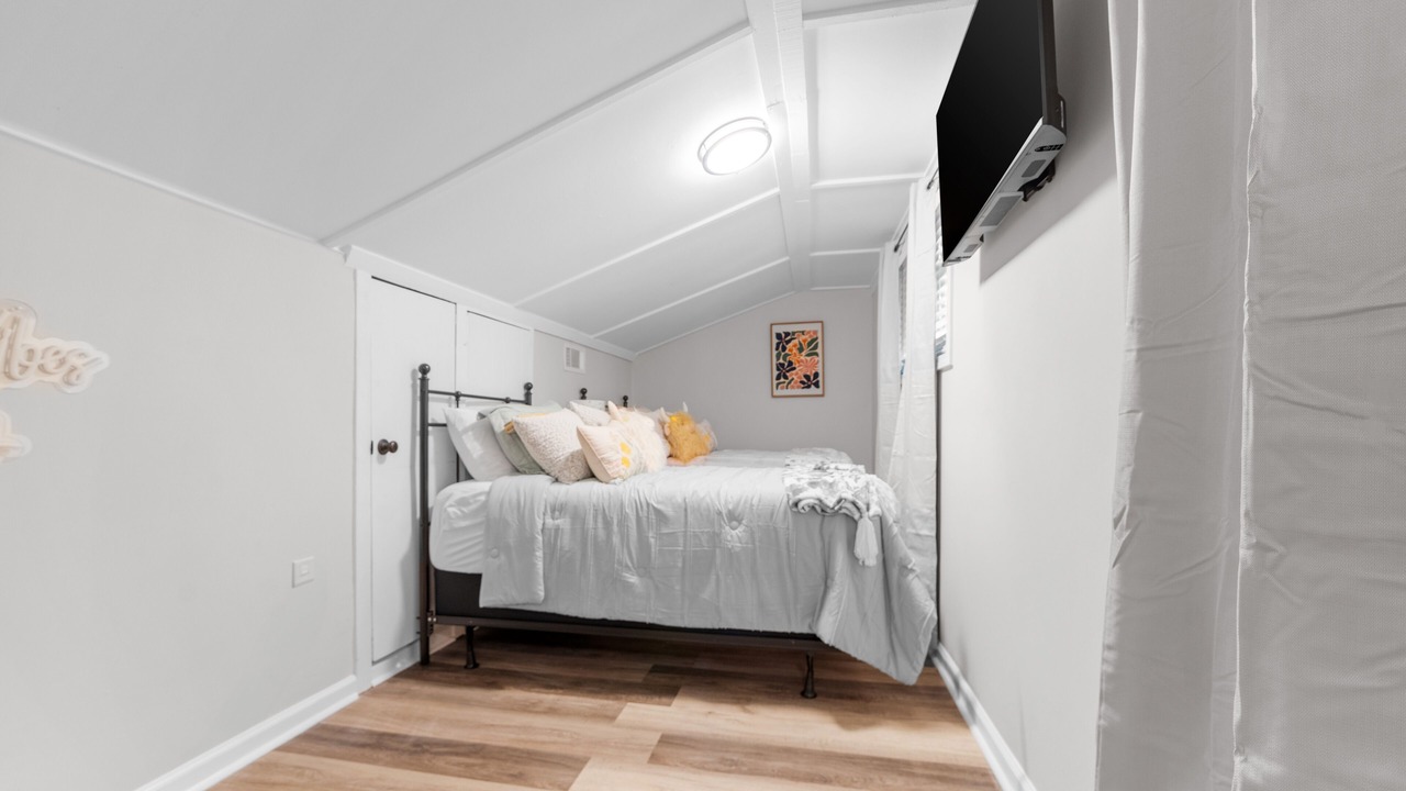 Photo of Bedroom in Cleveland