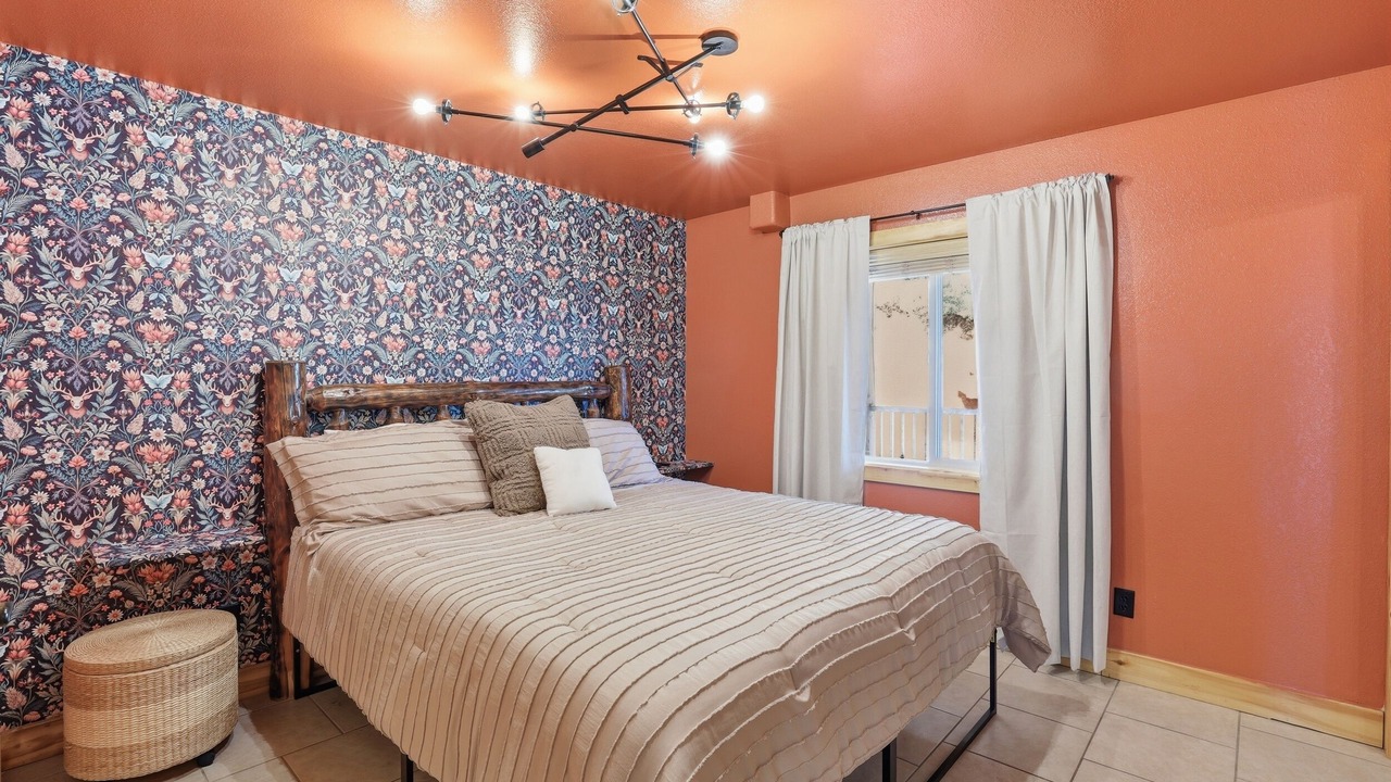 Photo of Bedroom in Meadow View Heights