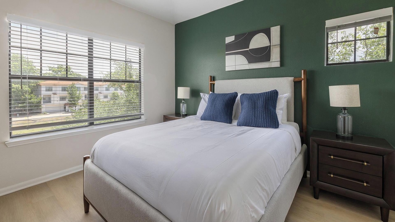 Photo of Bedroom in Garland
