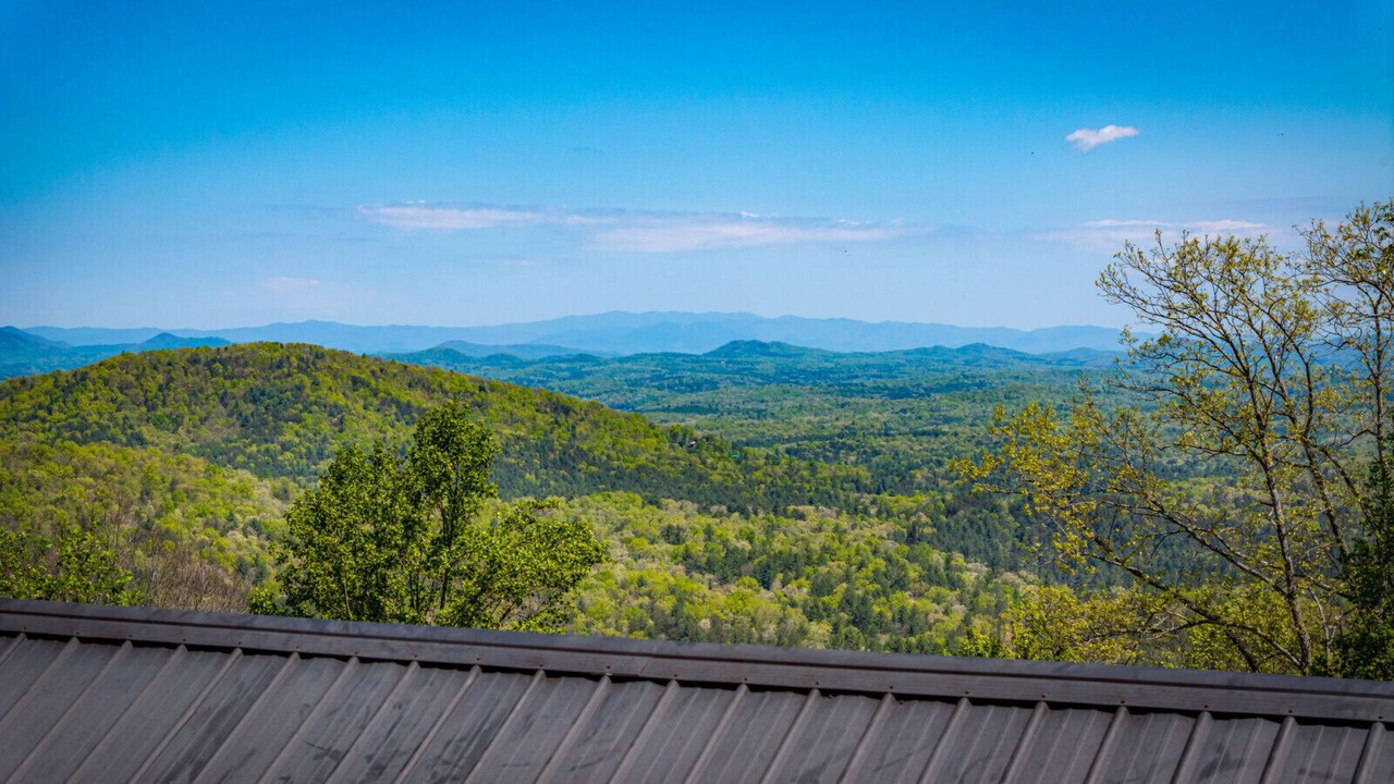 Photo of Others in Raccoon Ridge