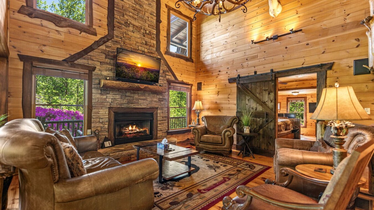 Photo of Livingroom in Raccoon Ridge