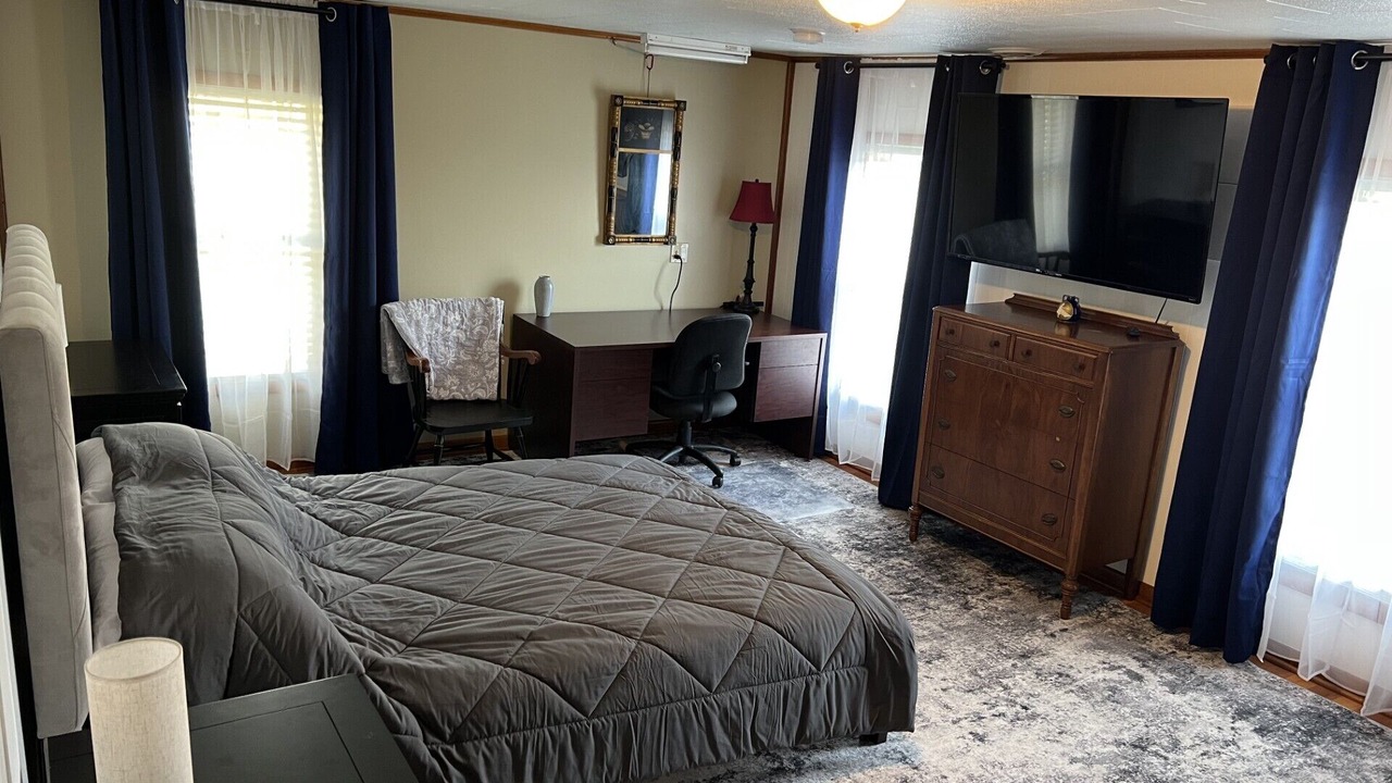 Photo of Bedroom in Corning