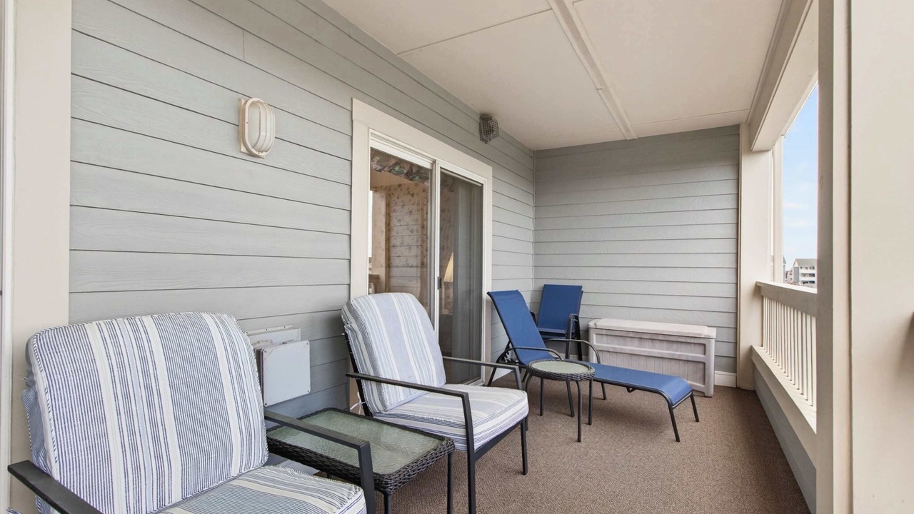 Photo of Patio Balcony in Heron Harbour Isle