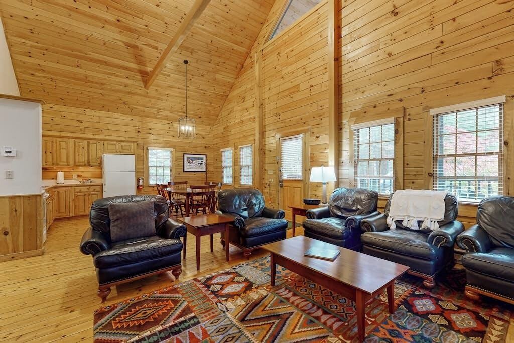 Photo of Livingroom in Northport