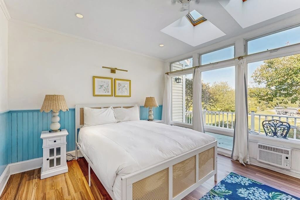Photo of Bedroom in Rockport
