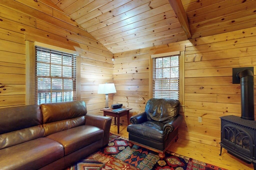Photo of Livingroom in Northport
