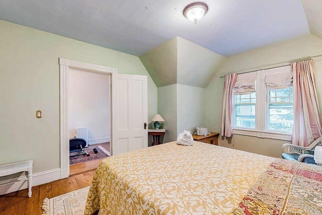 Photo of Bedroom in Rockland