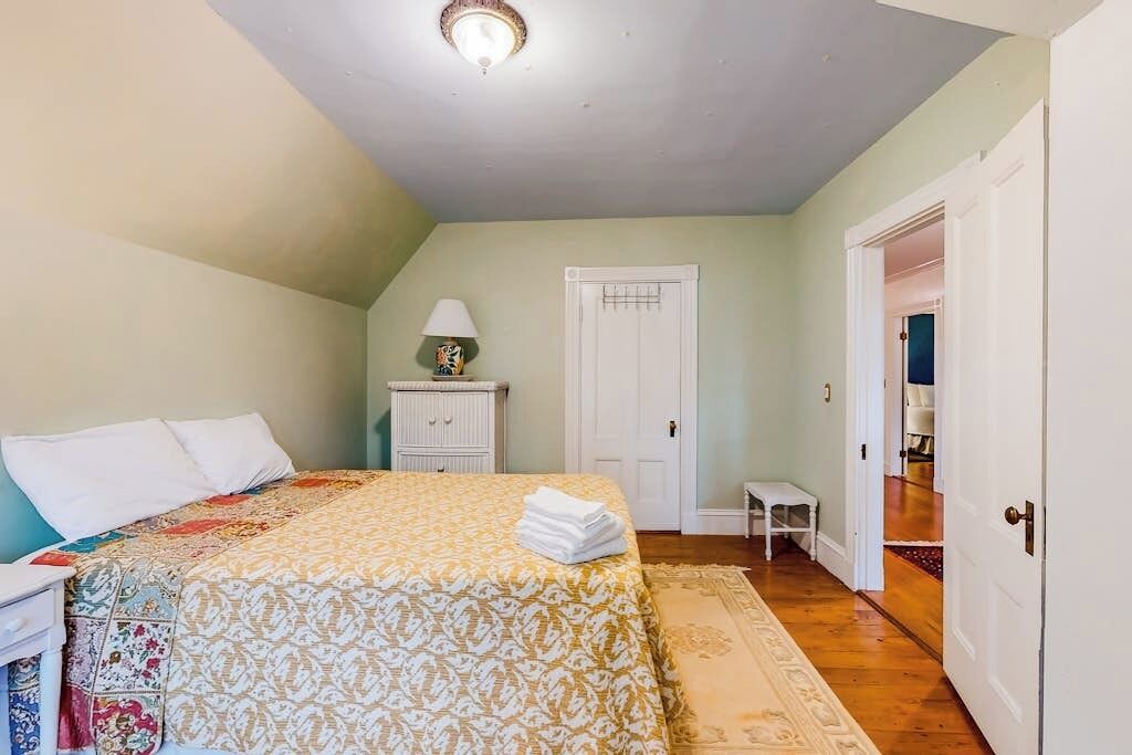 Photo of Bedroom in Rockland