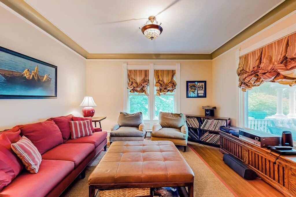 Photo of Livingroom in Rockland