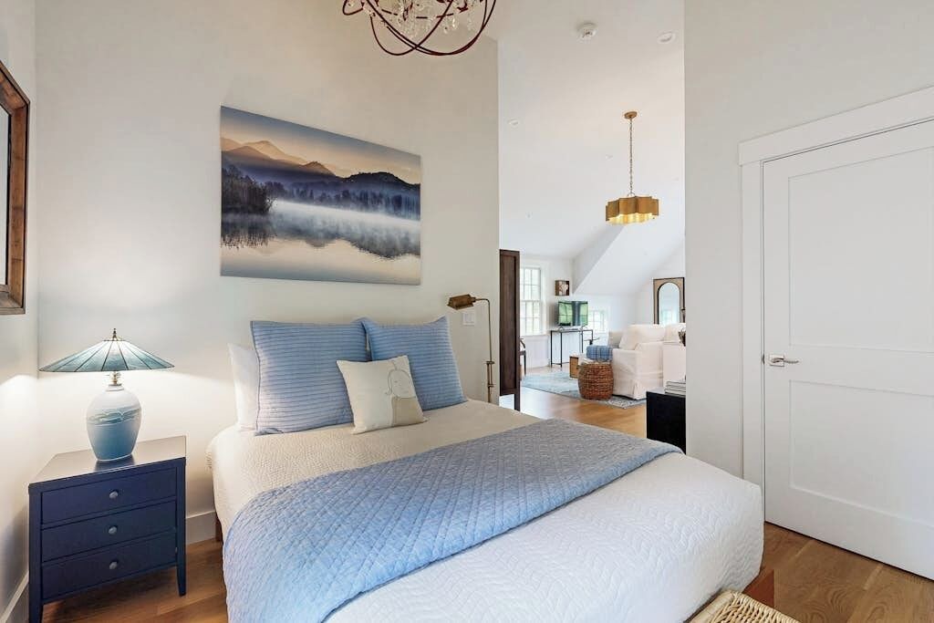 Photo of Bedroom in Boothbay