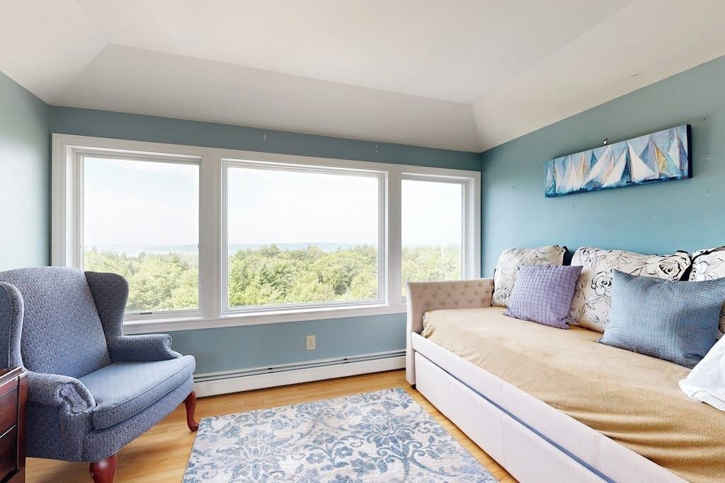 Photo of Livingroom in East Boothbay