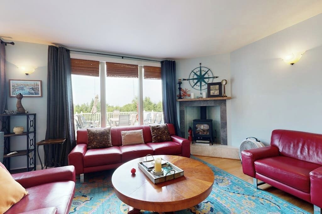 Photo of Livingroom in East Boothbay