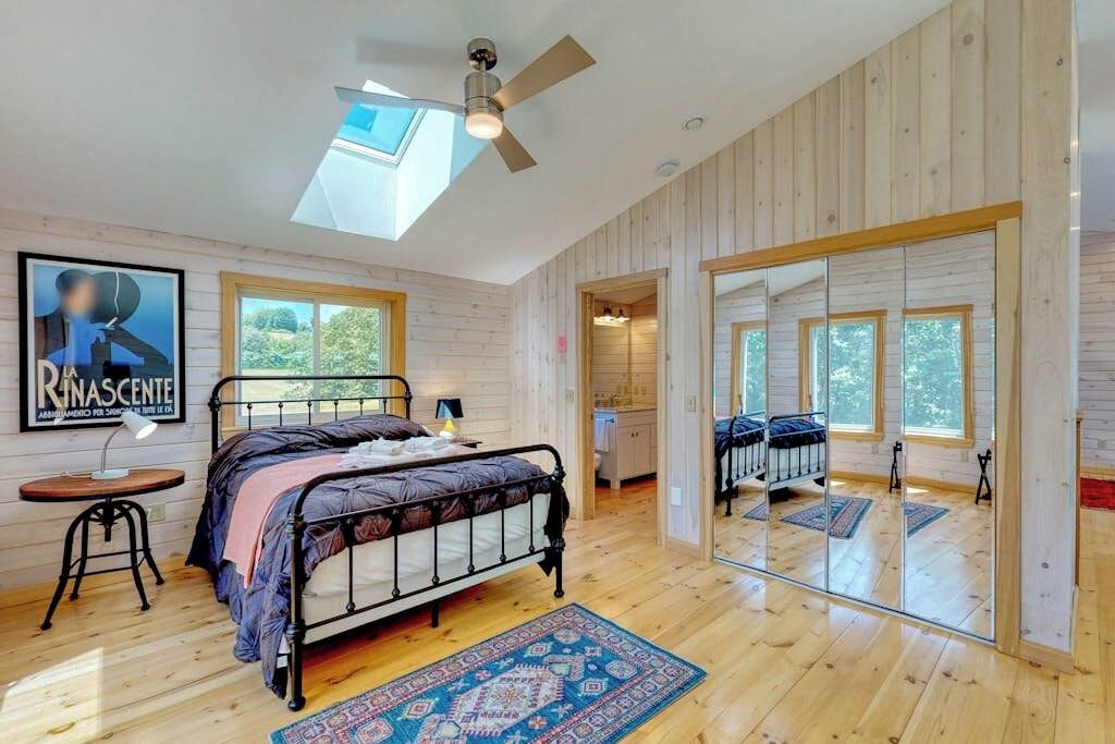 Photo of Bedroom in Bowdoinham