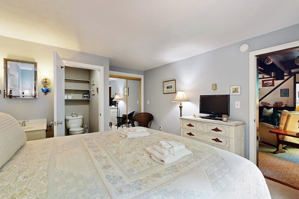 Photo of Bedroom in East Boothbay