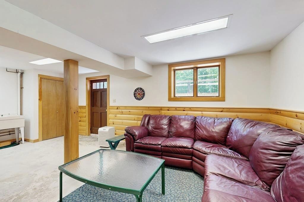 Photo of Livingroom in Beaver Cove