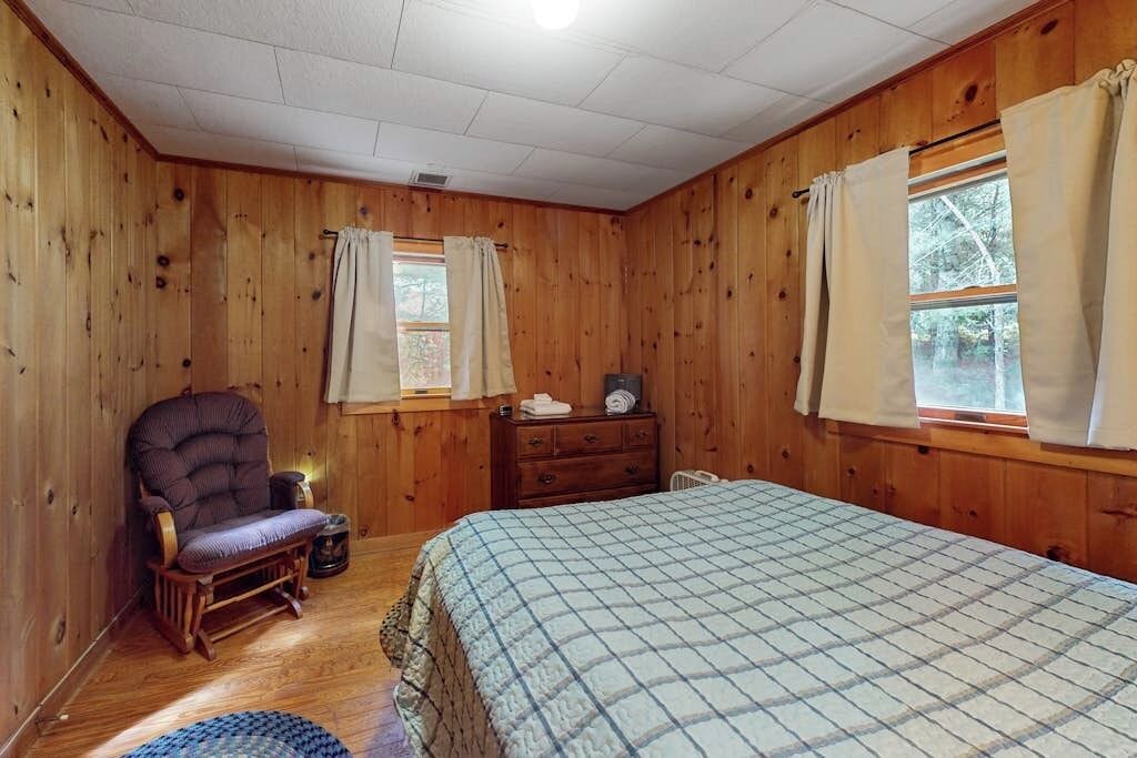 Photo of Bedroom in Greenville Junction