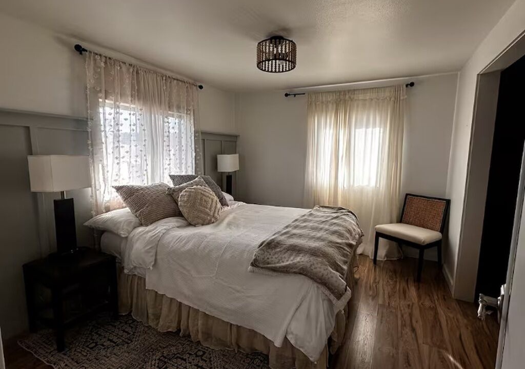 Photo of Bedroom in Price
