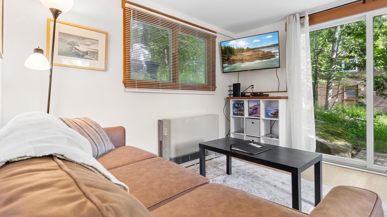 Photo of Livingroom in Seal Harbor